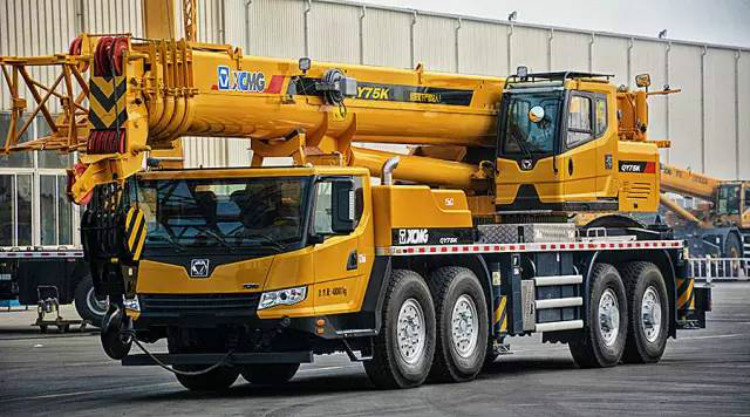 XCMG Official QY75K Heavy Lift 70 Ton Mobile Truck Crane Price